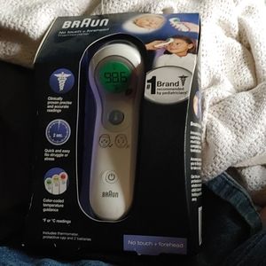 Braun no touch forehead thermometer